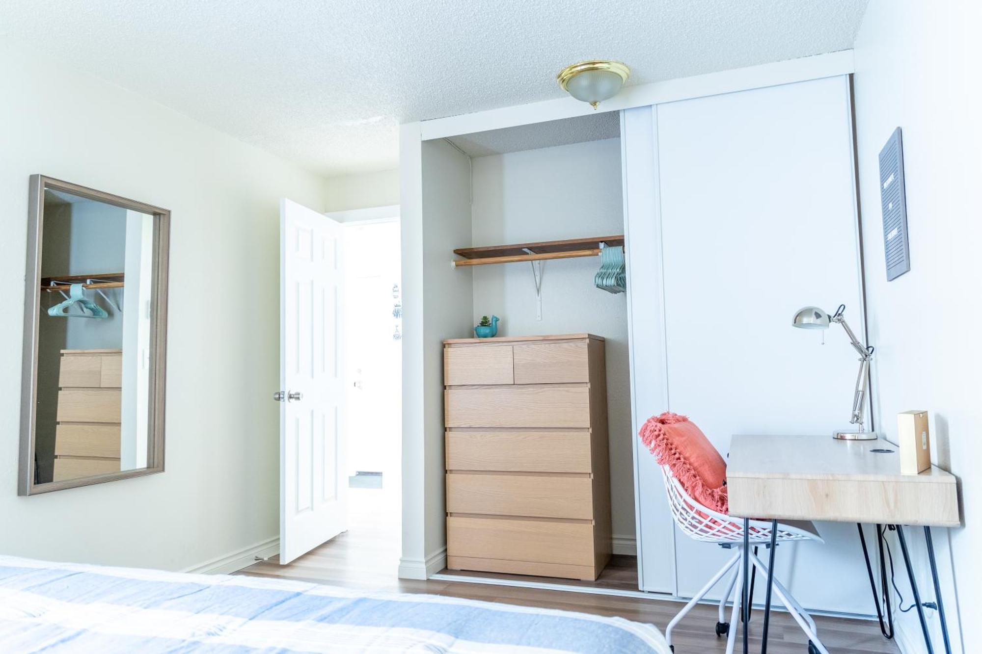 King Bed + Studio! Free Parking, Patio, Wfh Space! 시애틀 외부 사진